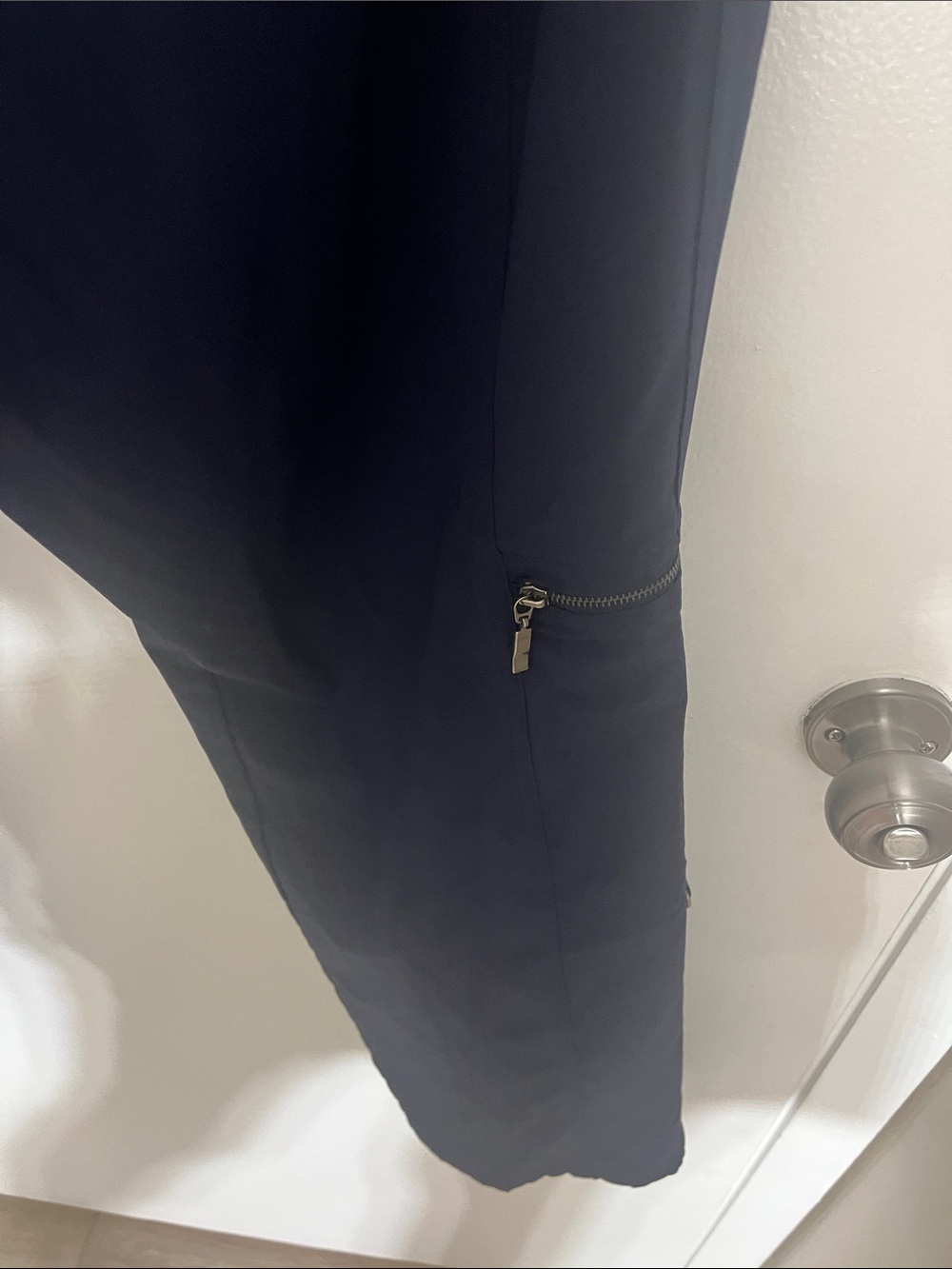 Chico's dark navy women's Cargo Pants with Zip Accents - Picture 4 of 8